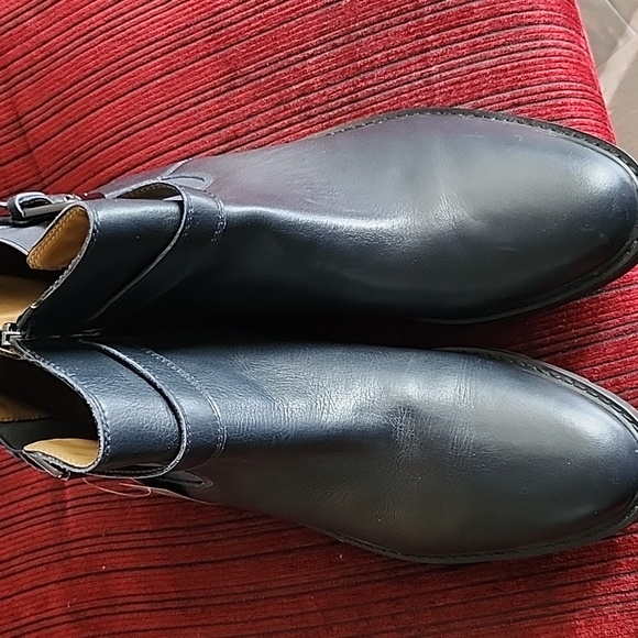 Shoes - Picture 6 of 6